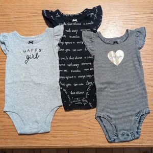 Carter's 9 Month Baby Short Sleeve Onesies Black White Gold